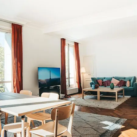 Sublime 4 Arc De Triomphe Apartment